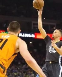 nba投注- 库里三分雨浇灭尼克斯反扑  