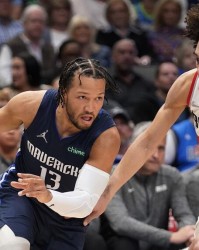 nba投注-11,东契奇50分难阻独行侠落败  