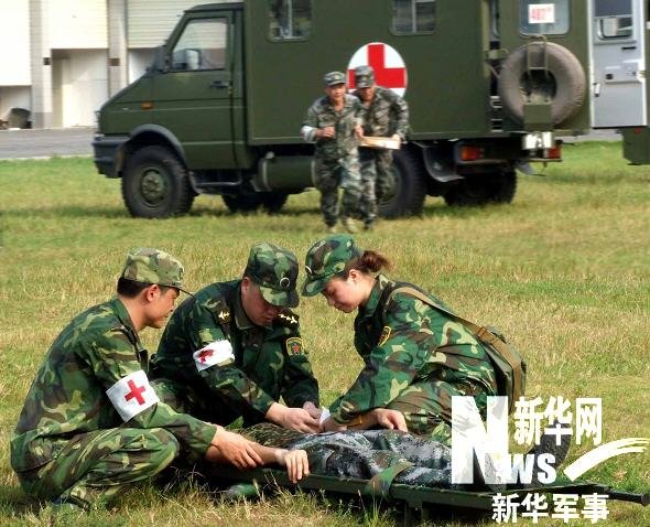 朗斯青年军掀翻传统劲旅  